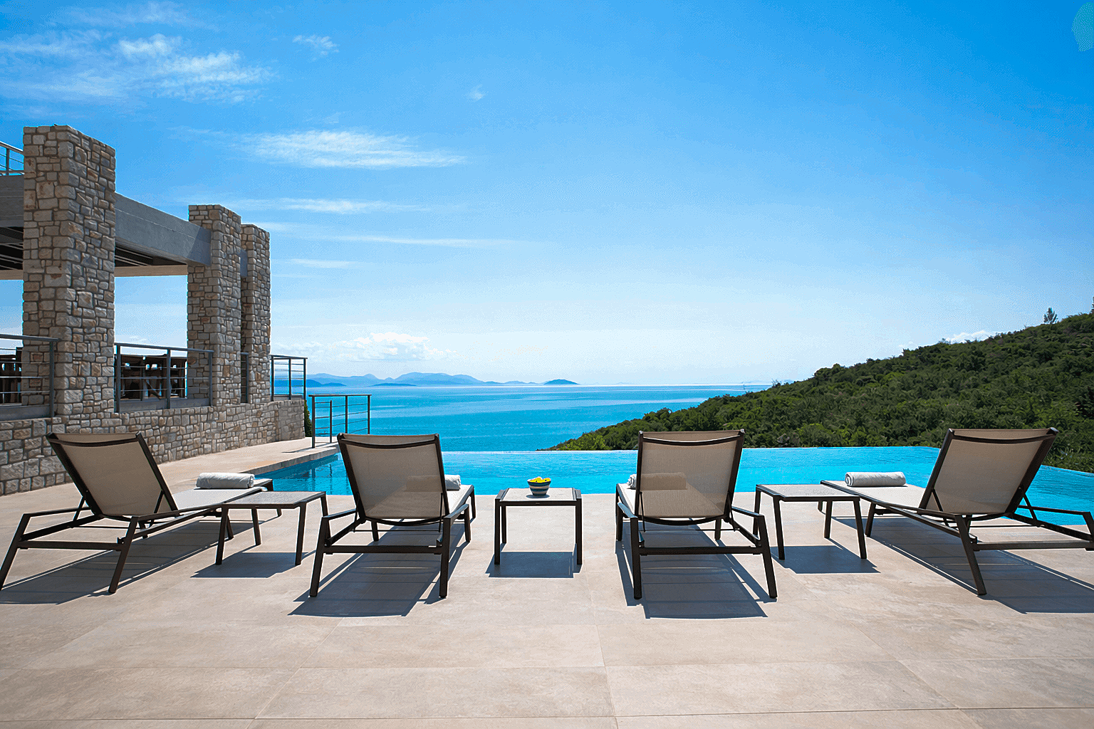 Villa Levanda Blue Mosaic Pool view