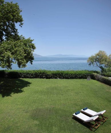 Villa Salted Maple_Blue Mosaic